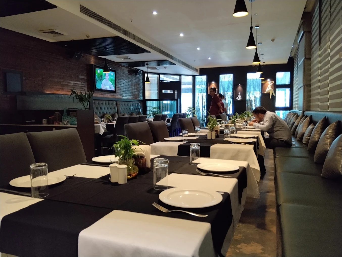 Corporate dining